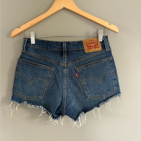 Levi's 501 High-rise Blue Jean Shorts Vintage Distressed colour size 24 - Picture 6 of 11